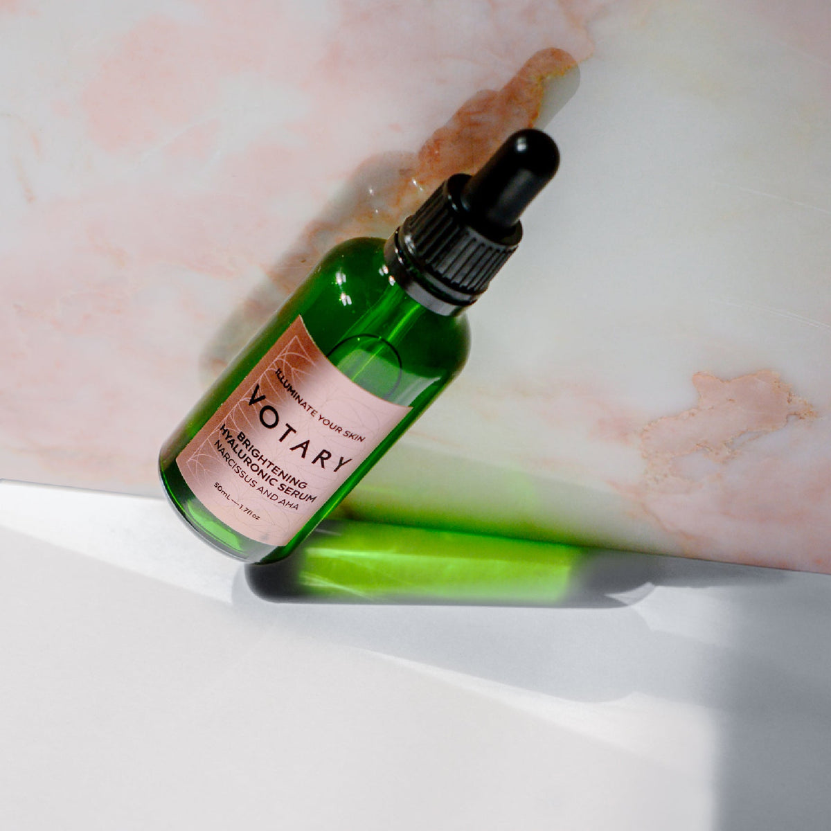 Brightening Hyaluronic Serum, Narcissus and AHAs - 50ml