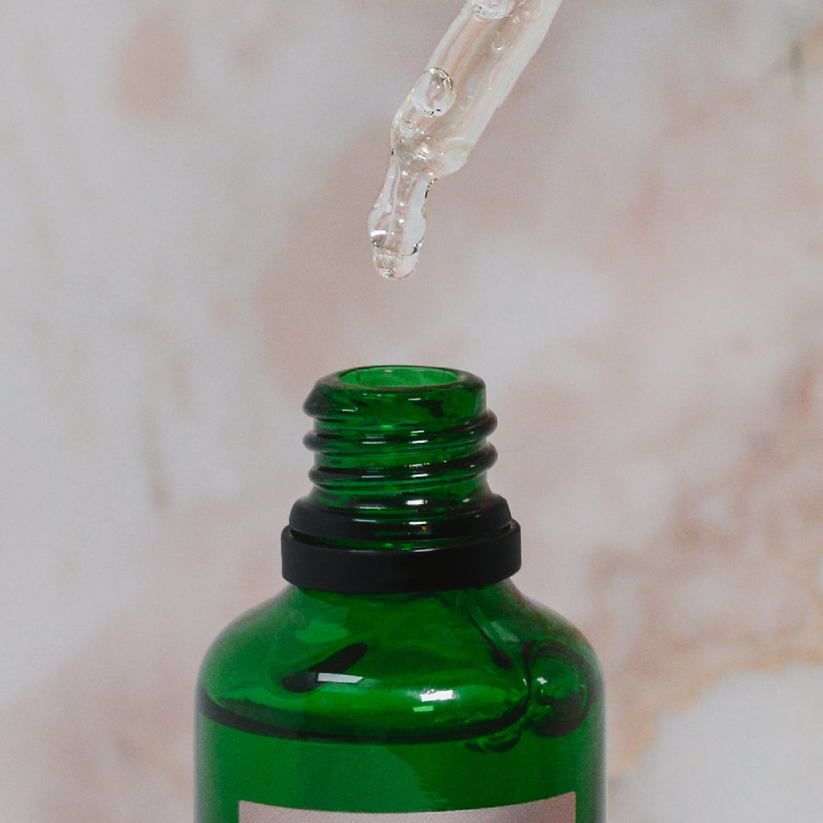 Brightening Hyaluronic Serum, Narcissus and AHAs - 50ml